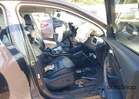 2016 Kia Sorento 3.3L Ex z USA, uszkodzony, nr VIN 5XYPHDA59GG144126